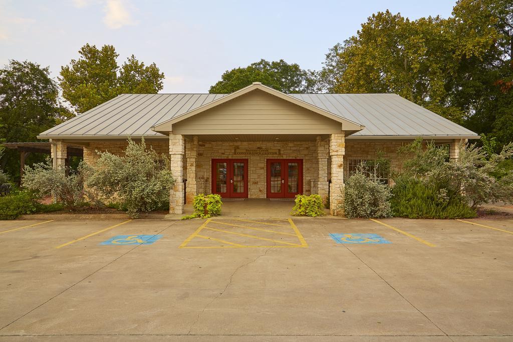 Fredericksburg Inn&Suites Exterior foto